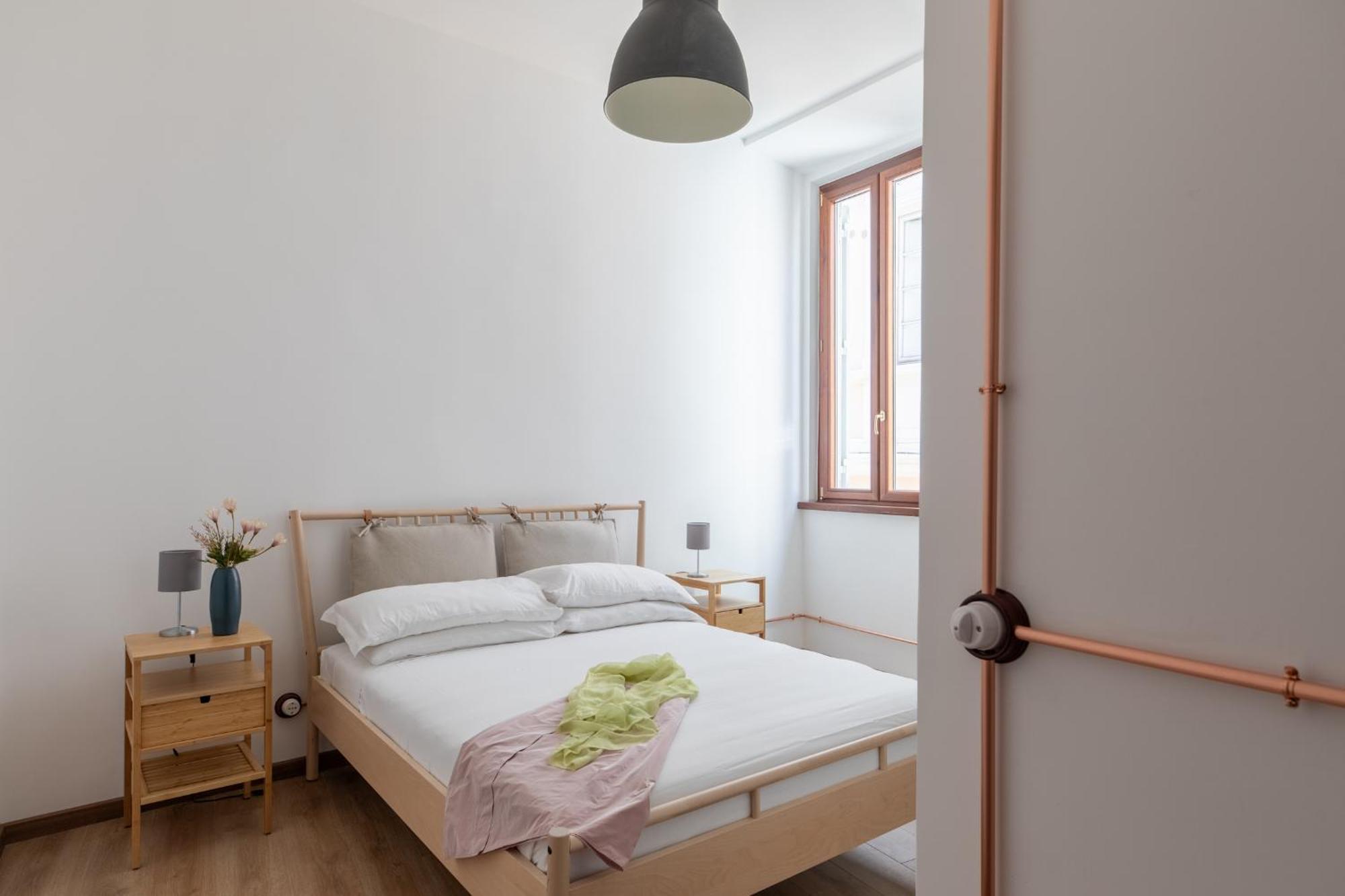 Apartment Iflat Bright Brand New 3-bedroom In Monti
