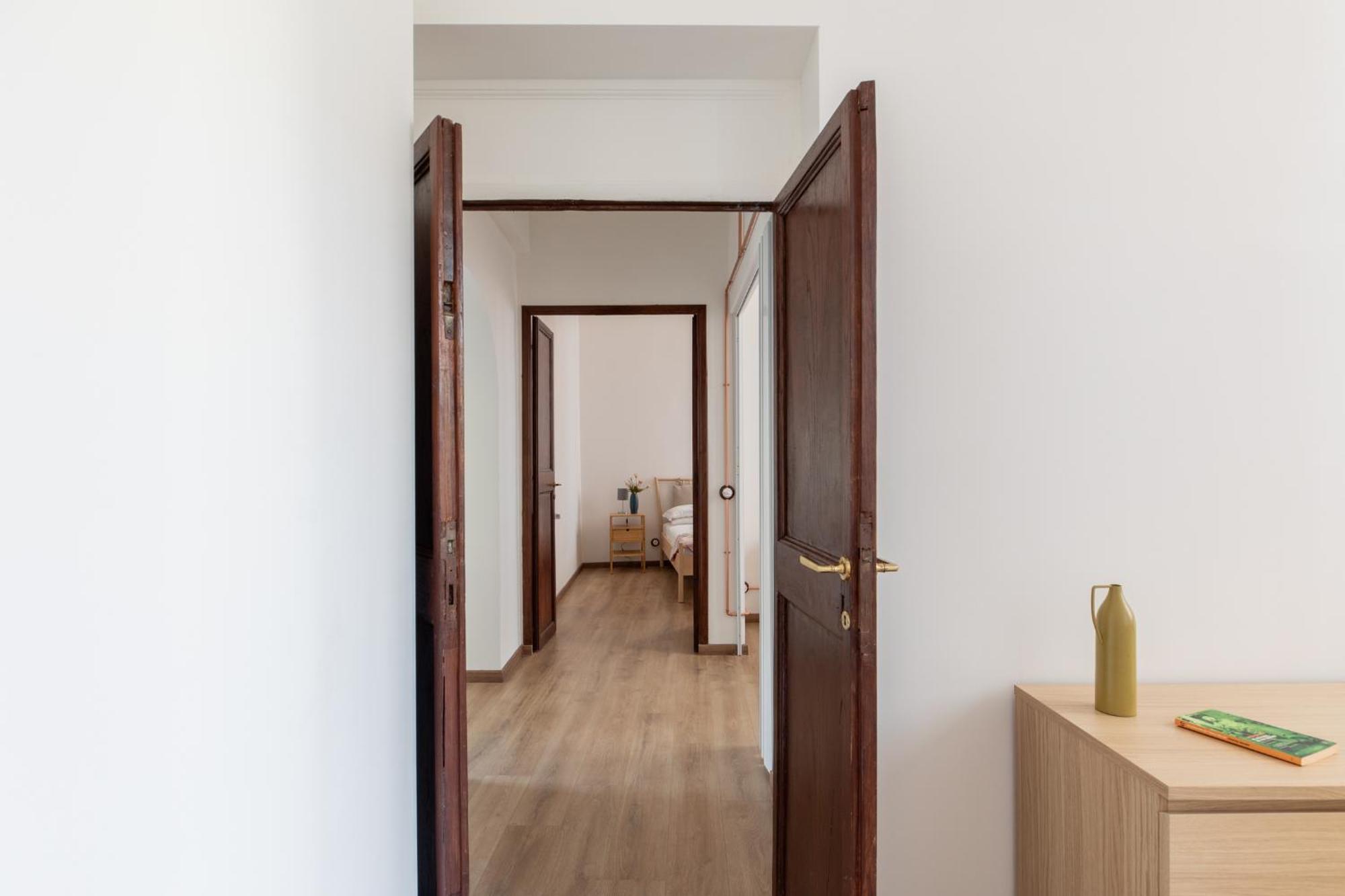 Apartment Iflat Bright Brand New 3-bedroom In Monti Rom
