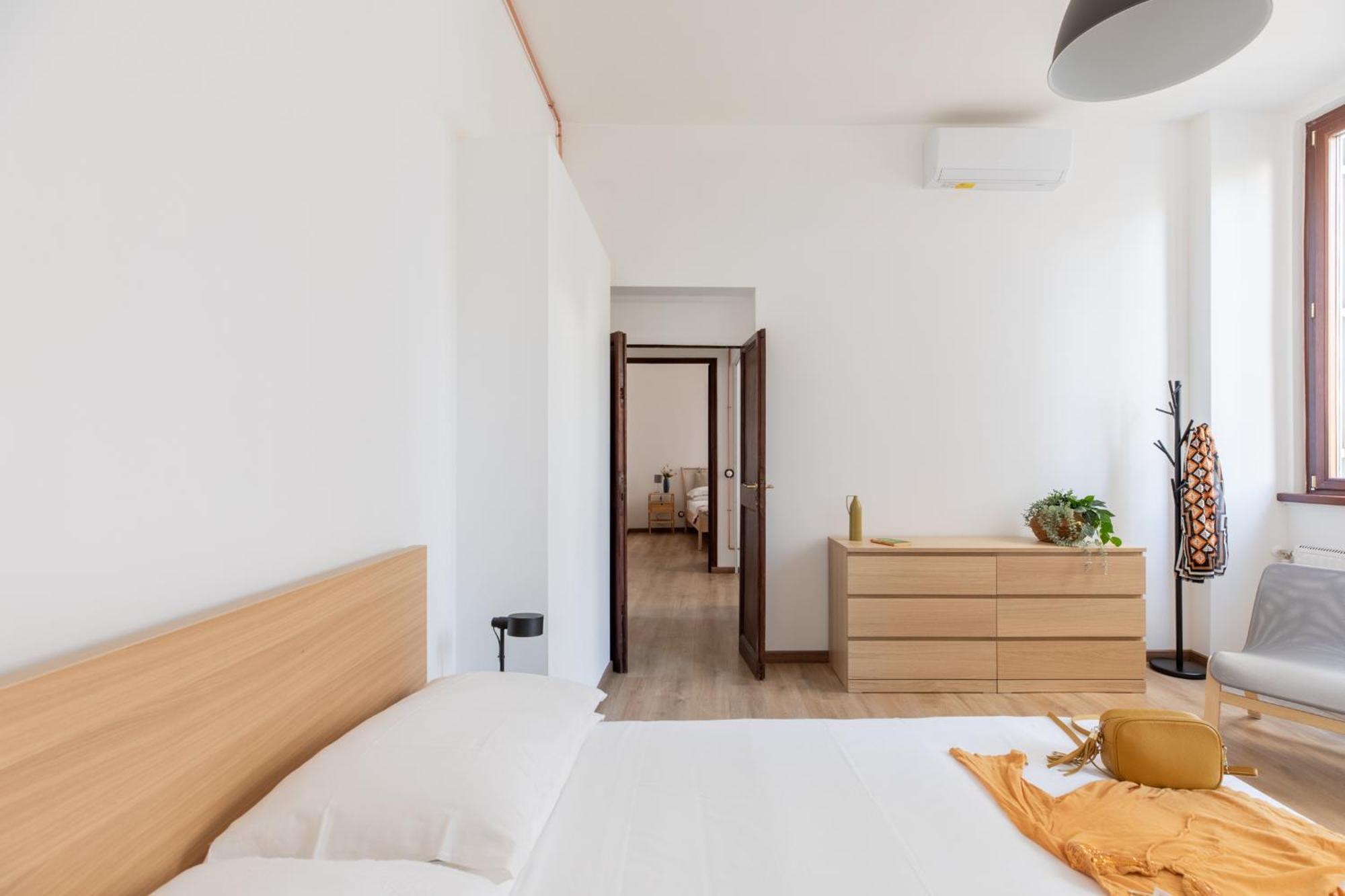 Iflat Bright Brand New 3-bedroom In Monti * Rom