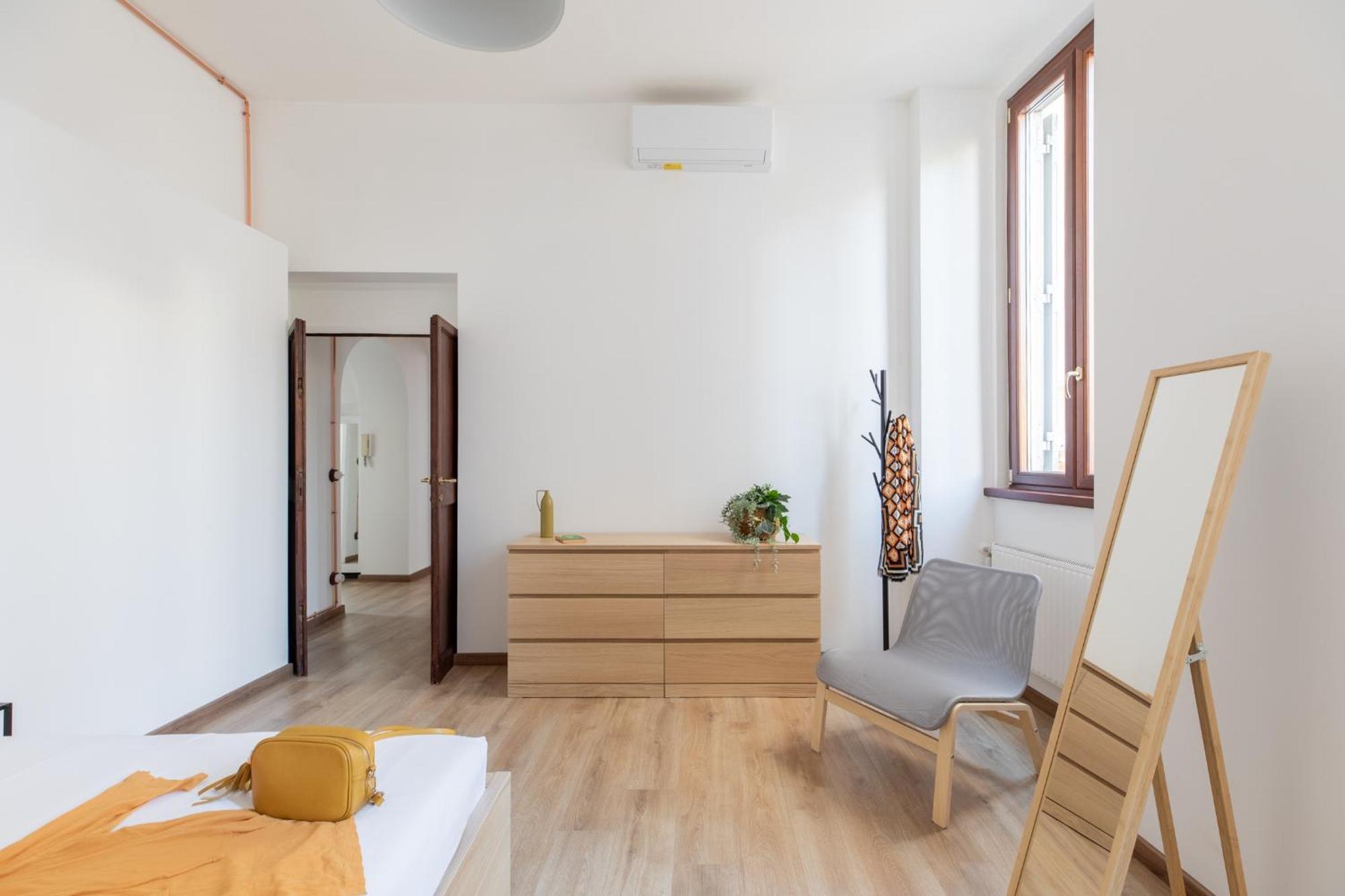 Iflat Bright Brand New 3-bedroom In Monti