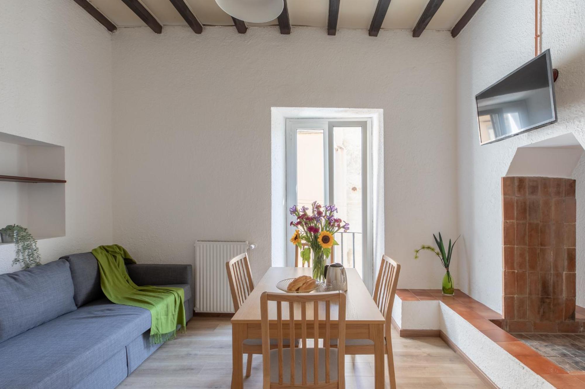 Iflat Bright Brand New 3-bedroom In Monti Apartment *